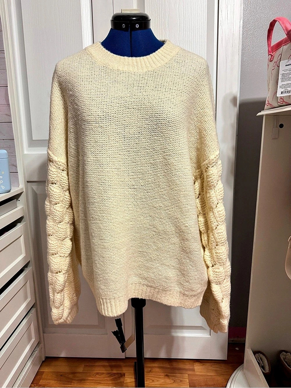 JODIFL Cable Sleeve Crewneck Sweater in Cream Size Medium NWT